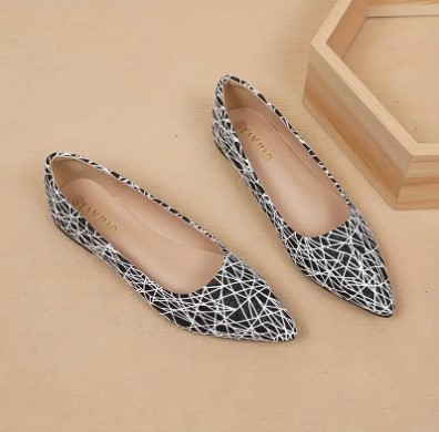 TM0008 Flat Trendy Shoes Casual Point